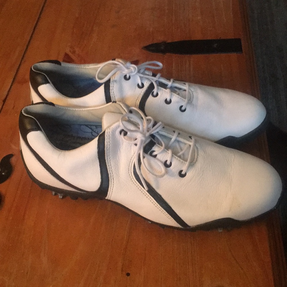 FootJoy LoPro Golf shoes, size 8.5
